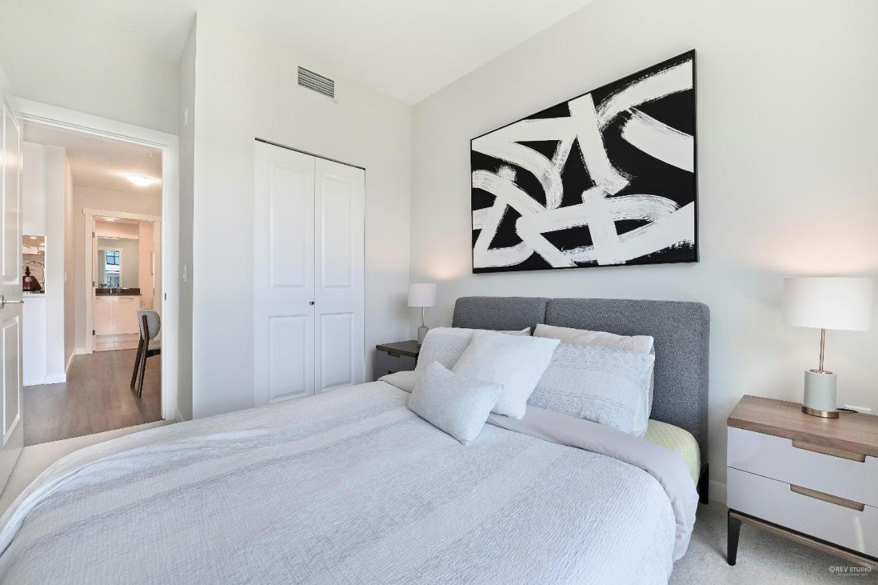 Aries Palace, Luxury Residential Condo In City Of Richmond Dış mekan fotoğraf